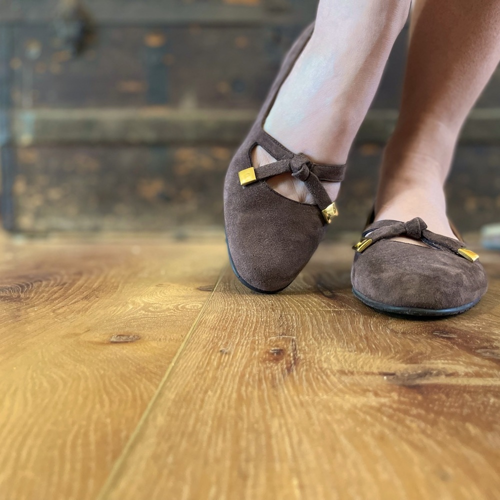 Amalfi Italy Brown Suede Ballet Flats Size 7.5c.